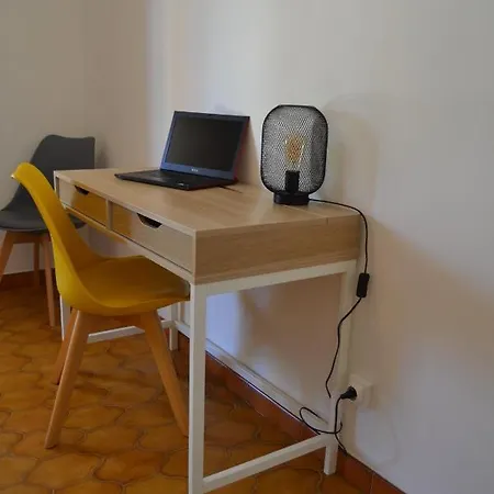 Kapetanakis 4* Redessan