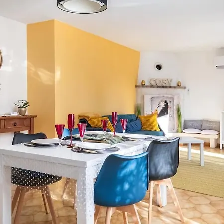 Kapetanakis Guest house