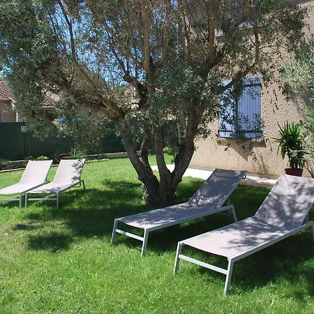 招待所 Kapetanakis