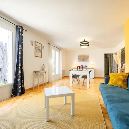 Kapetanakis 招待所