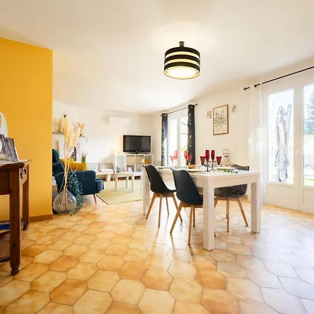 Kapetanakis 4* Redessan