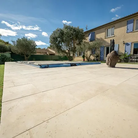 Kapetanakis 4* Redessan