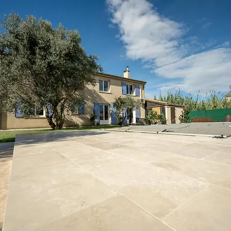 Kapetanakis 4* Redessan